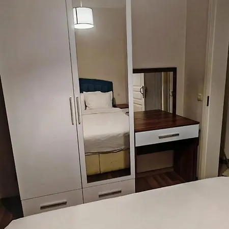 Mimoza Istiklal